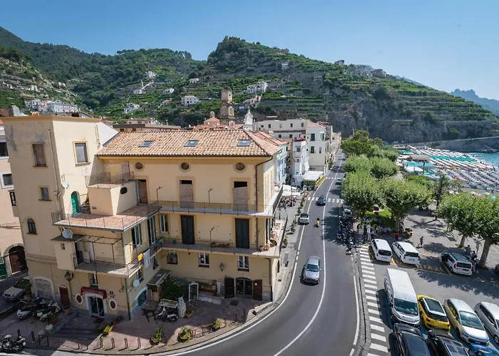 Bed and Breakfast Moon'N Sea Minori