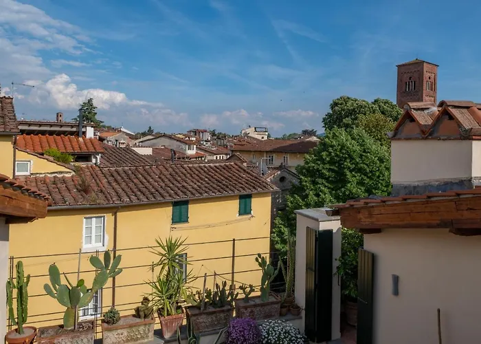My Guesthouse Lucca