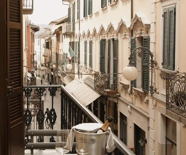 Caffè delle Rose Les Chambres Verbania