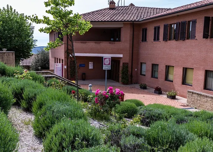 Hotel Bed & Bike Volterra