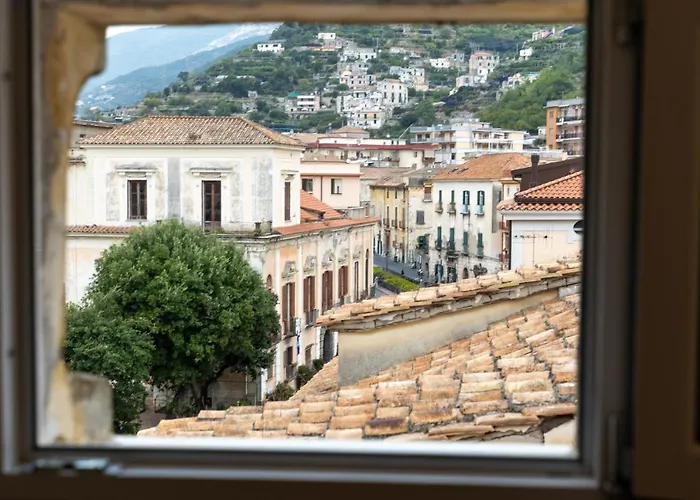 Reginna Lighthouse Maiori