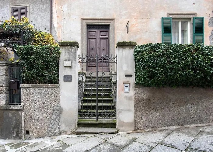 B&B La Sosta - Vista Esclusiva Chiesa di Santa Rosa Viterbo