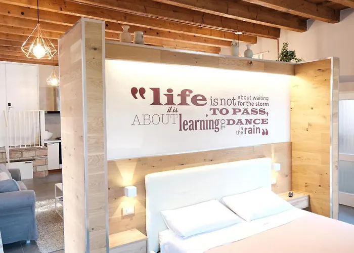 Antiche Rive Holidays Apartments Salò