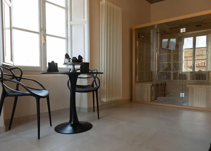 Casa Colonna - Suite Della Torre LʼAquila