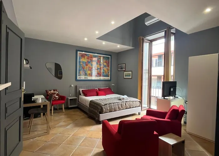 Naples Luxury Suites B&B