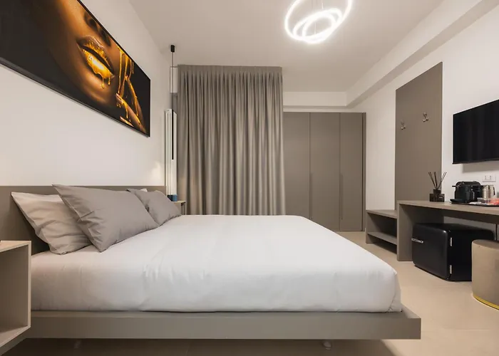 Luxury Station Suite Bologna