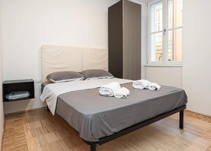 Stay Apartments Venezian Trieste