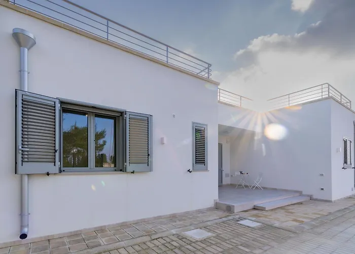 Smilax - Hydruntum Holiday Rooms Otranto