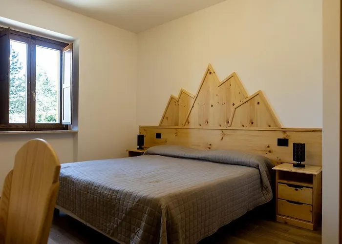 La Villetta Food & Drink Rooms For Rent - No Reception - LʼAquila