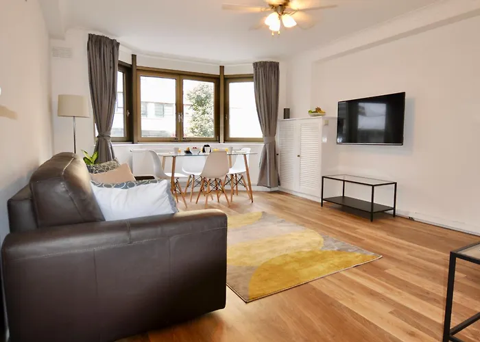 Marlyn Lodge - City Of Londra