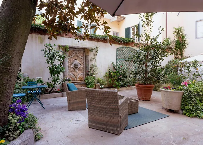 Bed and Breakfast Il Cortile di Elisa&our flats Lucca