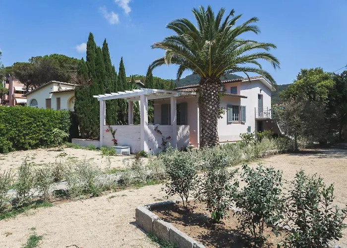 Hotel Delfino Procchio 