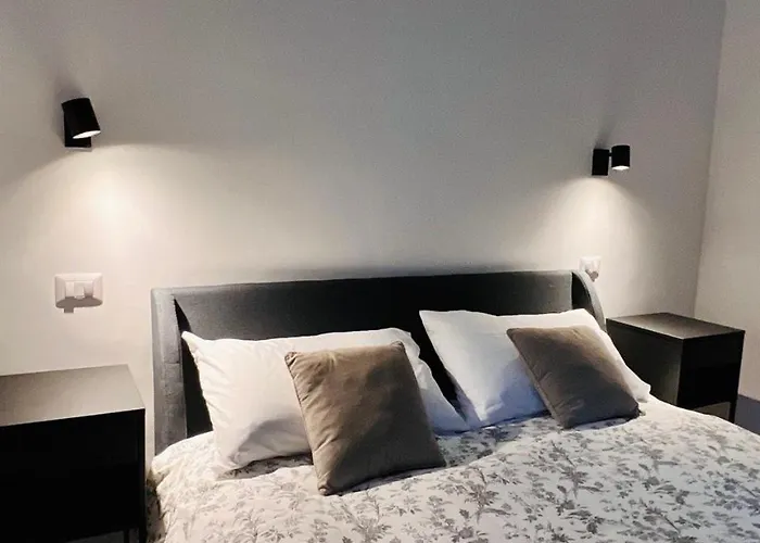 Finella Charming Rooms Bari