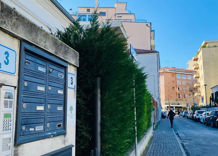 Central Luxury Garden Guest House Mestre