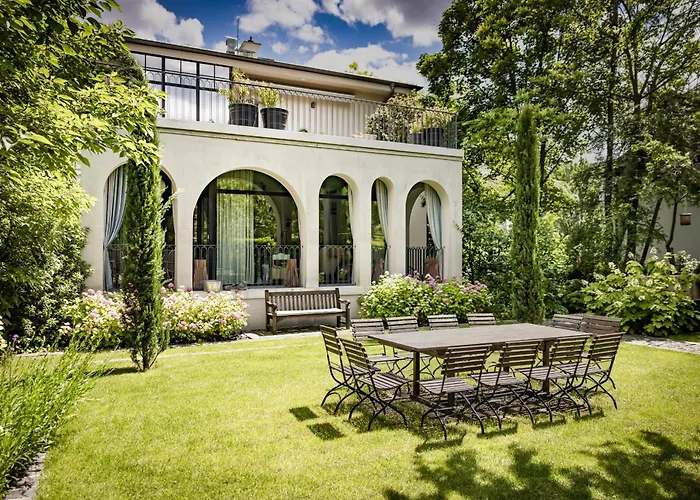 Hotel Bagatelle Gardenhouse Budapest