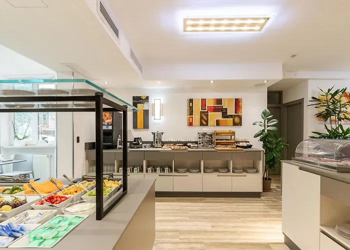 Hotel Garni Ischia Malcesine
