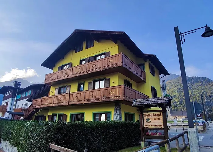 Bed and Breakfast Garnì Bonsai Pinzolo