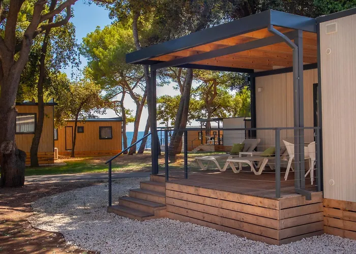 Arena Stoja Camping Homes Pola