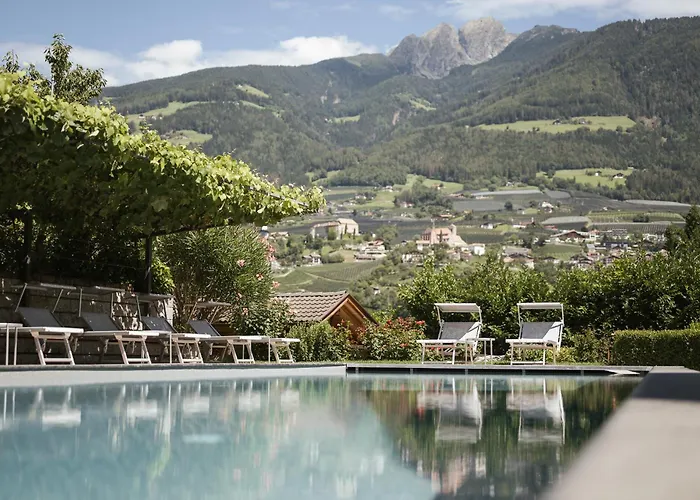 Hotel Eichenhof Tirolo