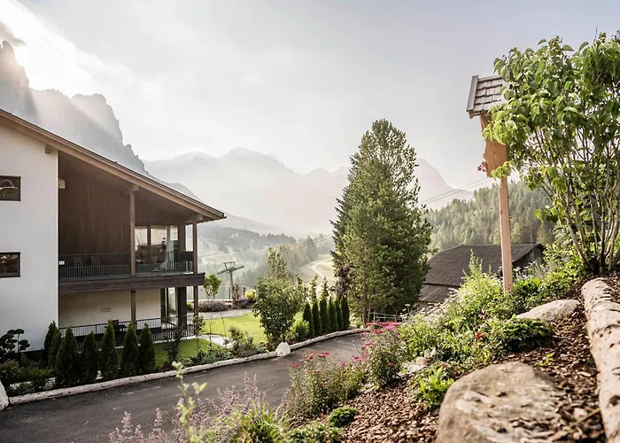 Surega - Idyllic Farmhouse San Cassiano 