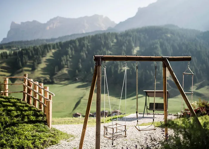 Surega - Idyllic Farmhouse San Cassiano 