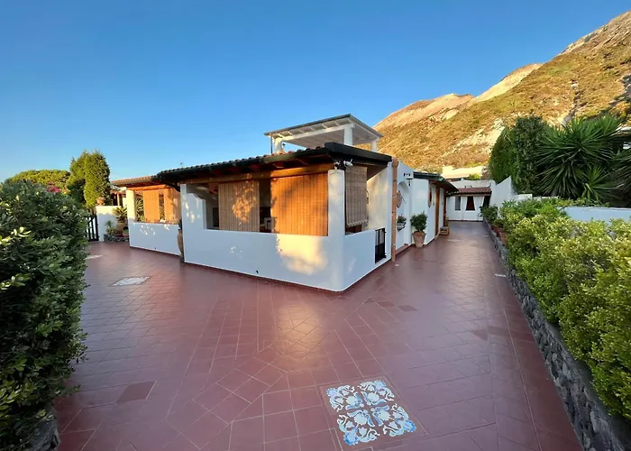 Bed and Breakfast Casa Arcada Vulcano 