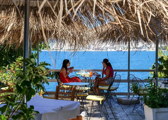 Hotel Sunrays Sarandë