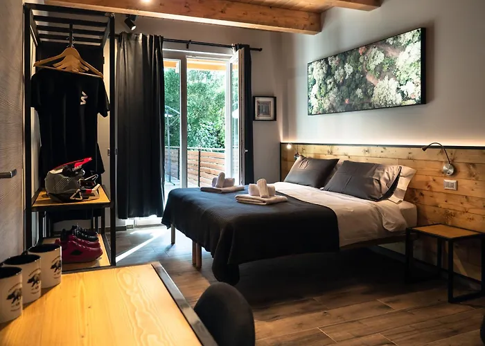 Hotel Sleep 'N' Ride Massa Marittima