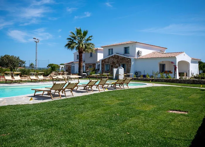Aparthotel Enaja - Luxury Retreat Budoni