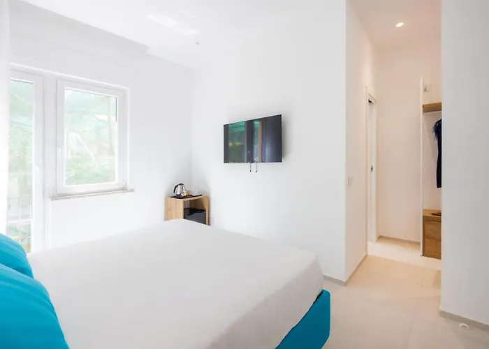 Vittoria Rooms Sorrento