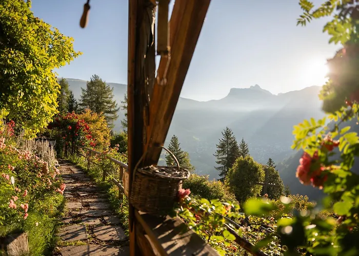 Charmehotel Uhrerhof - Deur Ortisei