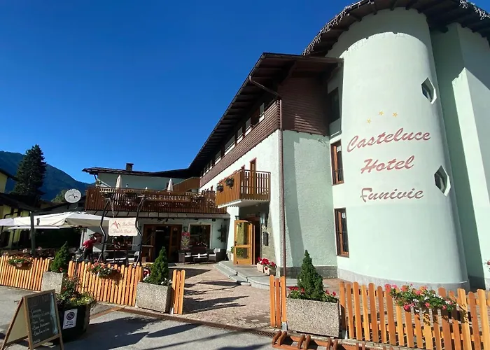 Casteluce Hotel Funivie Pinzolo