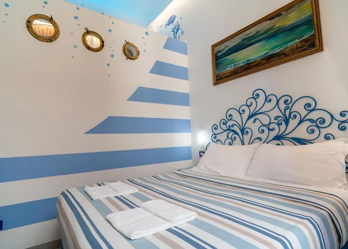 Teresa Rooms & Suites La Spezia