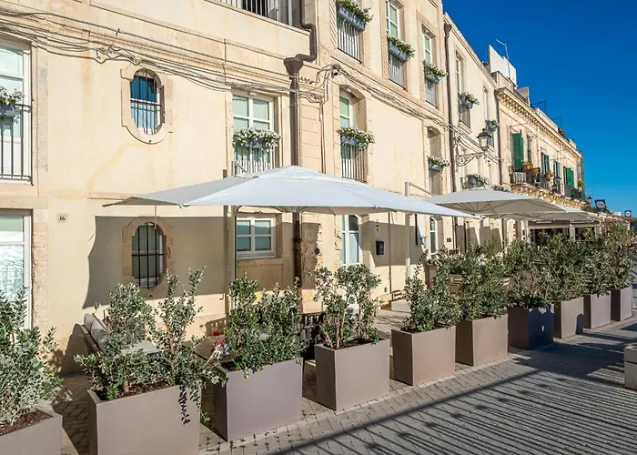 Palazzo Alfeo Aparthotel Syracuse
