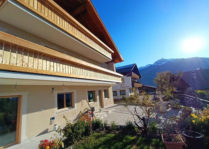 Bed and Breakfast Garni Stuebele Tirolo