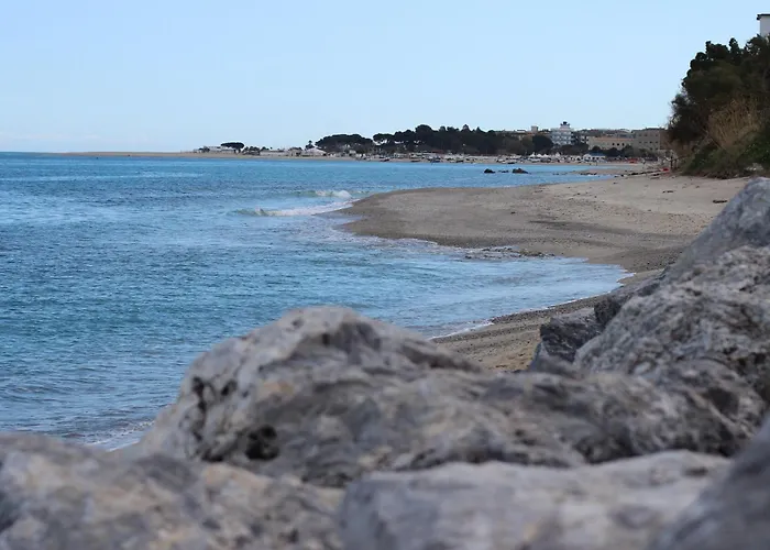 Amoenus Bed & Breakfast In Family Soverato Marina