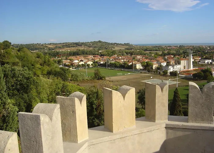 Hotel Castello Montegiove Fano