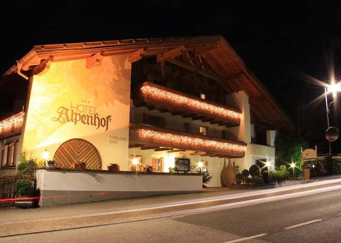 Hotel Alpenhof Tirolo