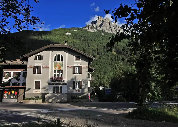 Hotel San Giovanni Vigo di Fassa