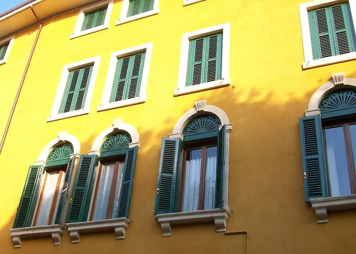 Romeo Design Rooms Verona