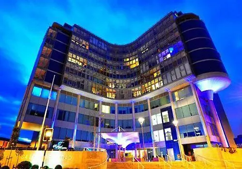 Rafayel Hotel & Spa Londra