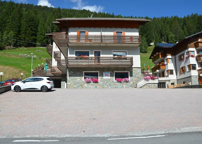 Hotel Meublè Rosalpina Isolaccia