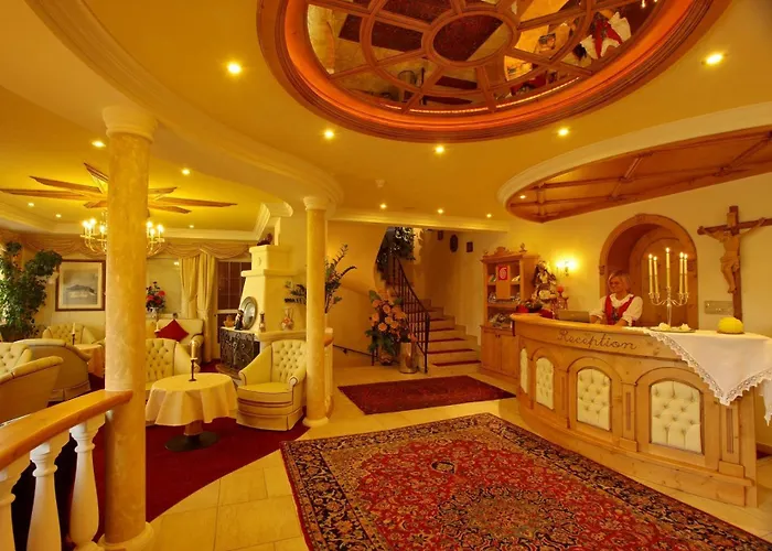 Hotel Kristall Falzes