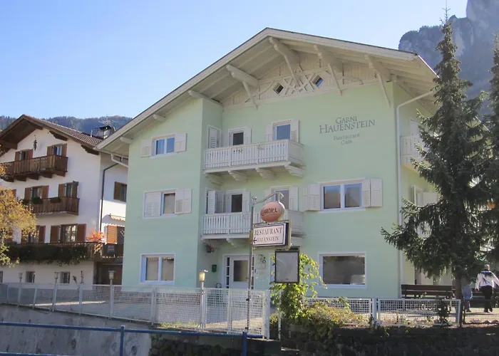 Hotel Garni Hauenstein Siusi