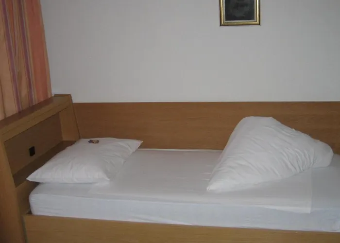 Hotel Garni Kofler Tirolo