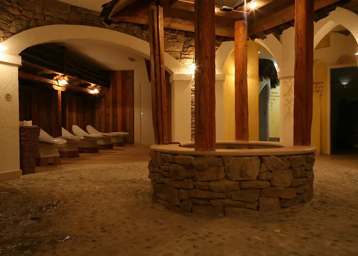 Hotel Garni La Roccia Andalo
