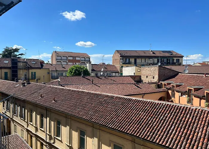 Hotel Incantevole e Spaziosa camera in centro Alessandria