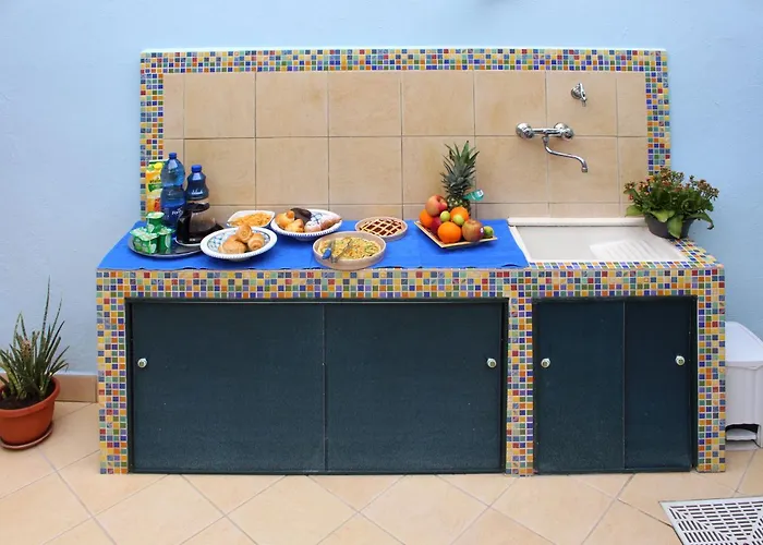 Bed and Breakfast La Piazzetta Giardini Naxos