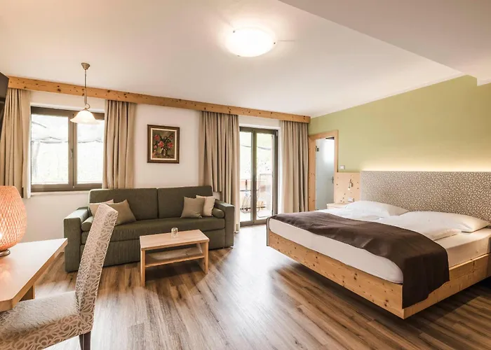 Hotel Karin Tirolo