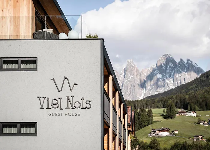 Viel Nois Guest House Funes 